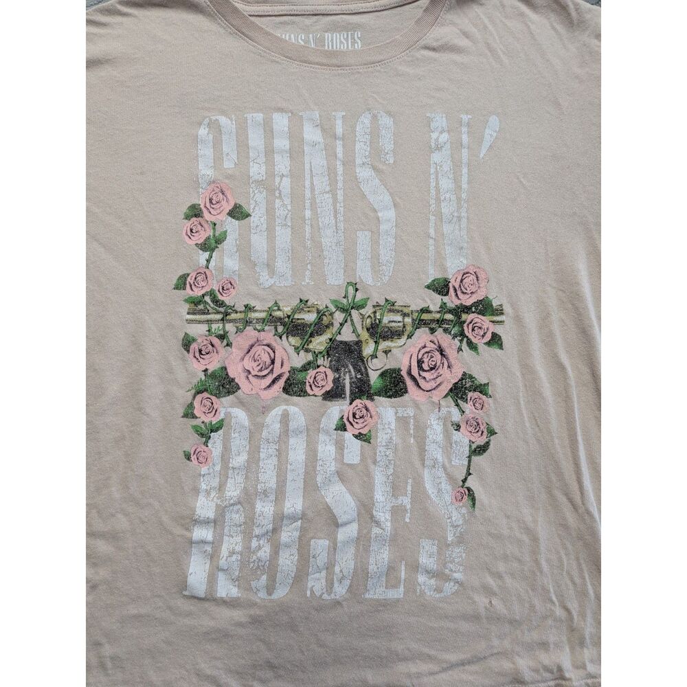 Guns N Roses Band Tee Graphic Rose Pistol Rock Concert T Shirt Womens Large